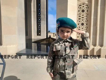 Члены семей шехидов посетили Парк военных трофеев 