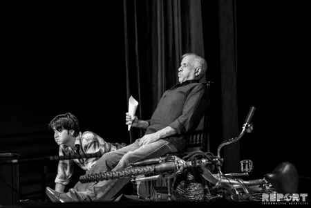 Fuad Poladovun “Azdrama”da sonuncu çıxışı - XATİRƏ FOTOREPORTAJI