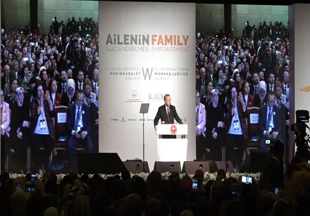 Türkiyədə III Beynəlxalq Qadın və Ədalət Sammiti başlayıb