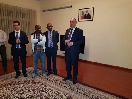 Elmar Məmmədyarov Azərbaycanda təhsil almış efiopiyalı tələbələrlə görüşüb