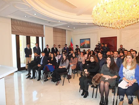 Səfir: Gurcüstanda təhsil alan azərbaycanlı tələbələrin təhsil haqqını Azərbaycan dövləti ödəyir