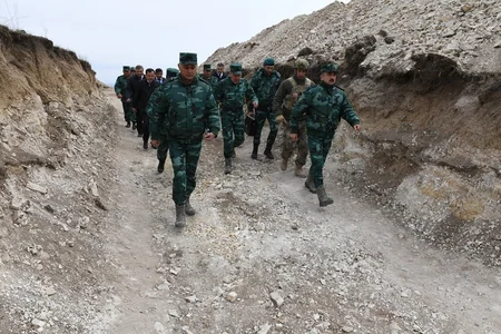 DSX rəisi Ermənistanla sərhədə gedib, döyüş fəaliyyətini yoxlayıb