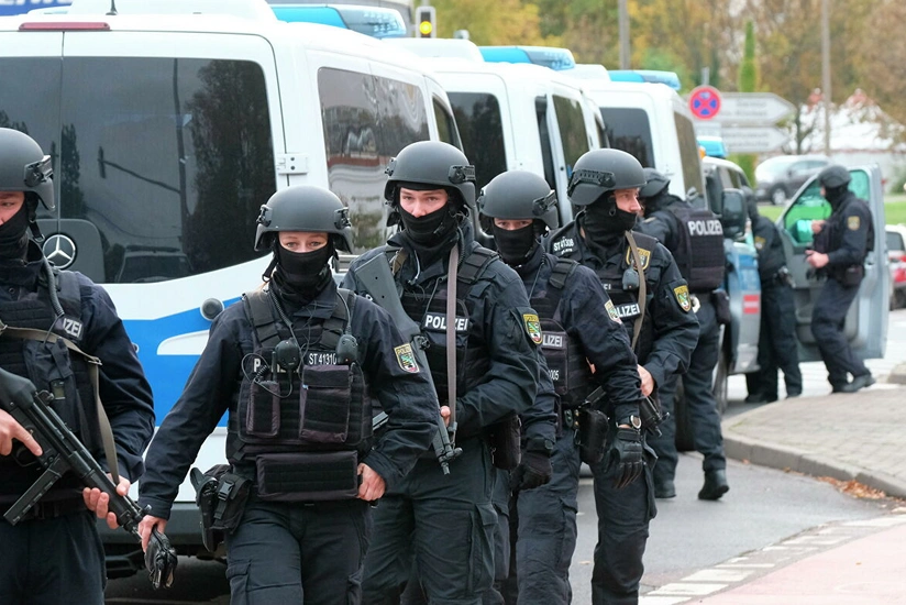 Протестующие в Берлине попытались прорваться в бундестаг