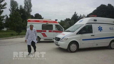 Qubada toya gedən maşın aşıb, 3 nəfər yaralanıb - FOTO