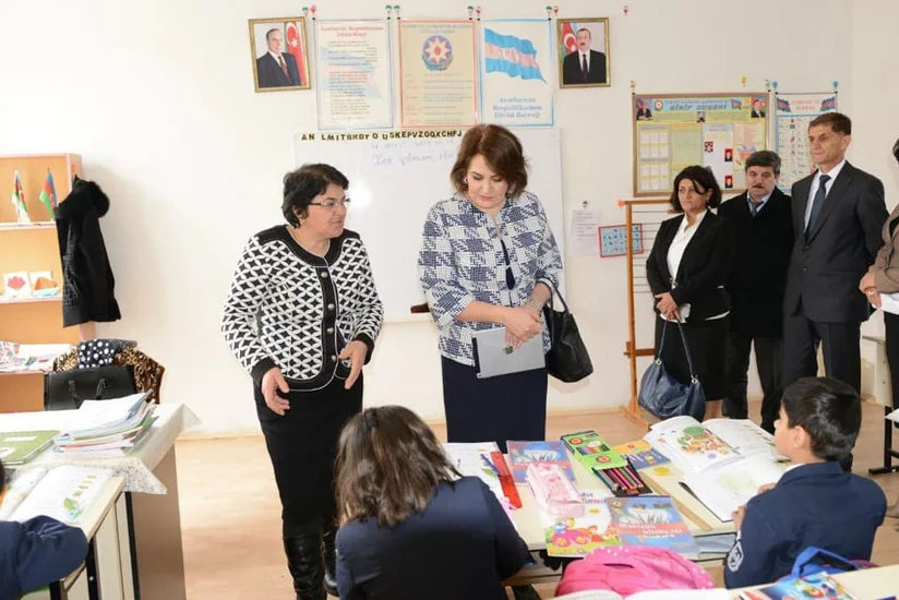 Təhsil nazirinin müavini cənub bölgəsində səfərdədir