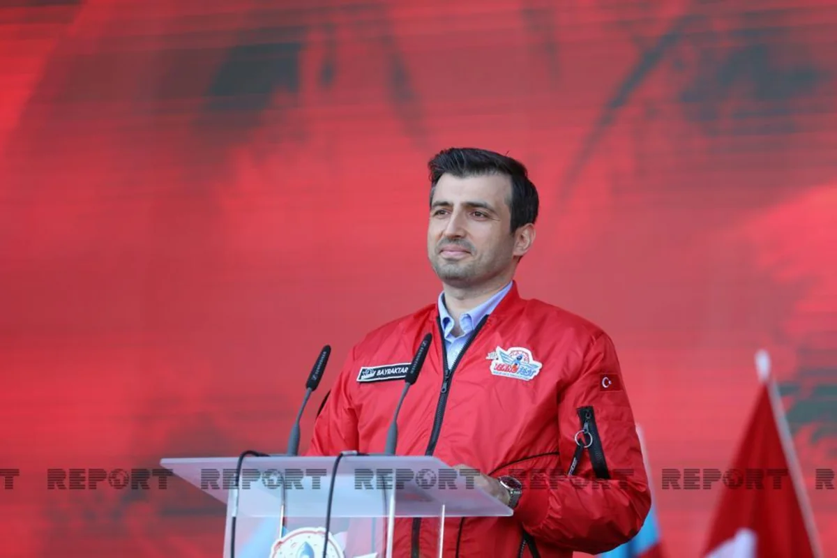 Səlcuq Bayraktar Bəxtiyar Vahabzadənin şeiri ilə Azərbaycanı təbrik edib