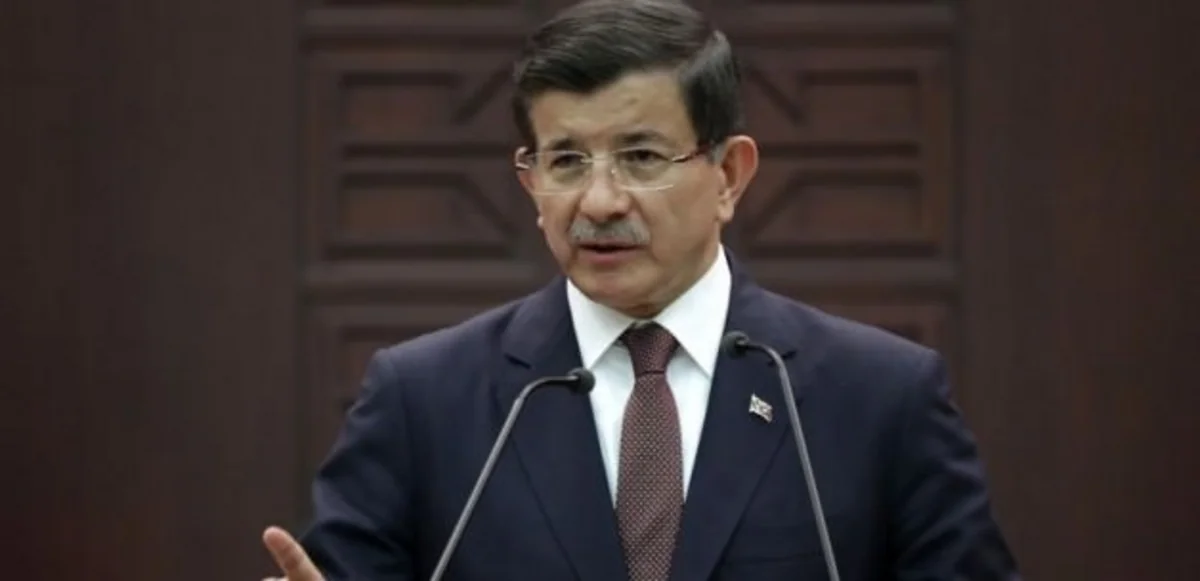 ​Əhməd Davudoğlu: Kaş Əsəd Moskvada uzun müddətə qalaydı