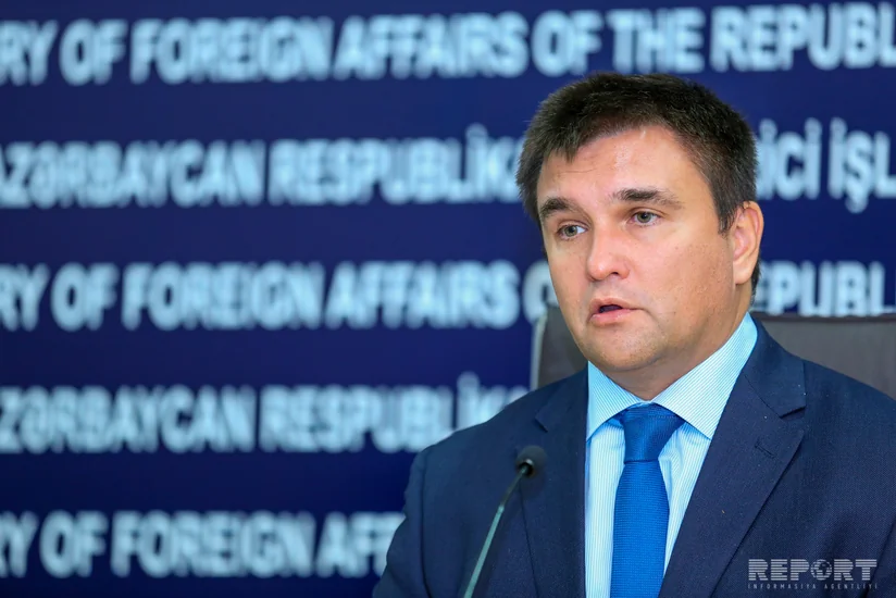 Глава МИД Украины: Мы должны использовать все средства для восстановления территориальной целостности