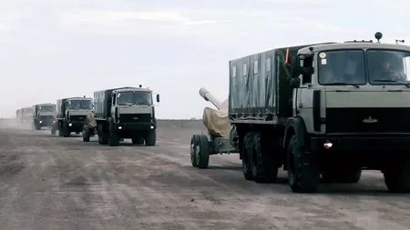 Azərbaycan Ordusunun artilleriya bölmələri cəbhədə atəş mövqelərini tutaraq döyüş atışlarını icra edib - VİDEO