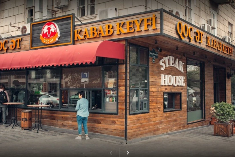 Qoç ət restoranında müştərinin pulları və sənədləri oğurlandı