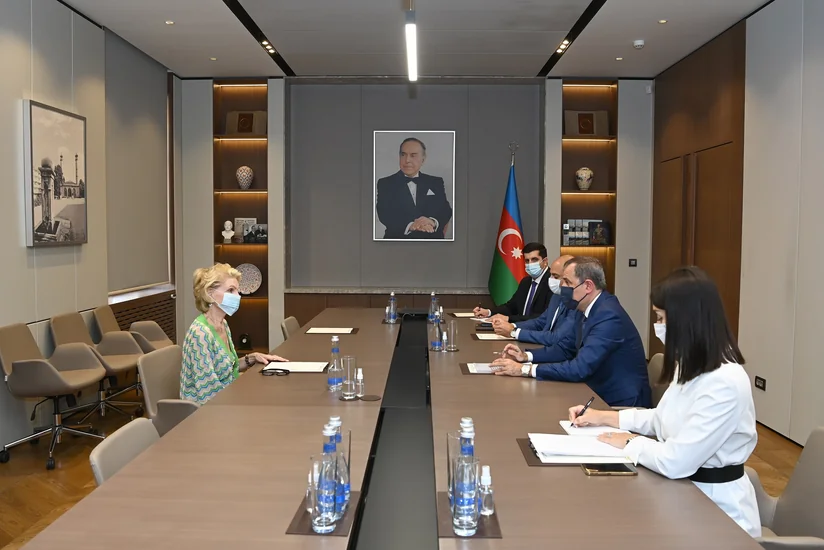 Ceyhun Bayramov UNESCO-nun xoşməramlı səfirini qəbul edib