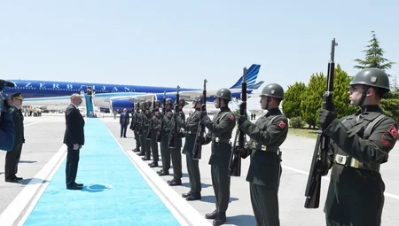 Prezident İlham Əliyev Türkiyəyə səfər edib