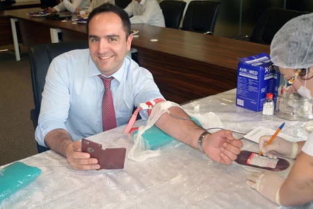 Сотрудники Nikoil Bank сдали кровь