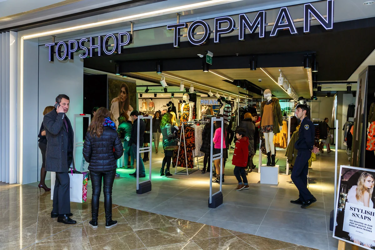 ASOS приобрел Topshop и Topman за 405 млн долларов