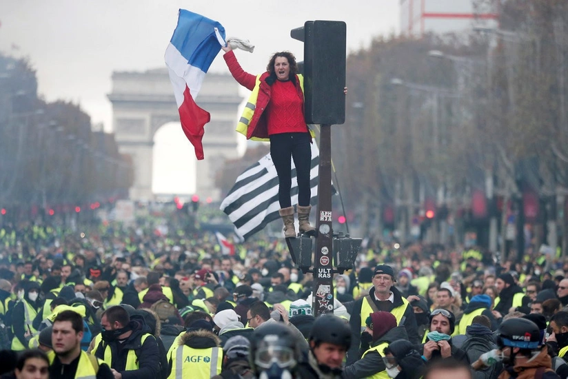 Fransada qiymət artımına etiraz - “sarılar”ın “boz kardinalı” - ŞƏRH