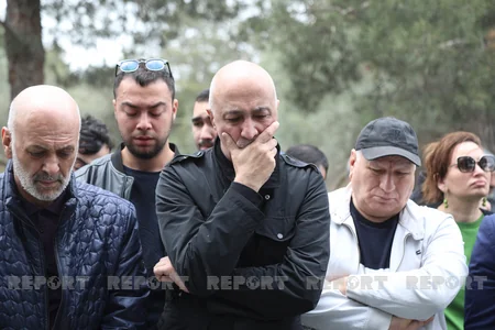 Xalq artisti Vaqif Əsədov dəfn edilib - YENİLƏNİB-2