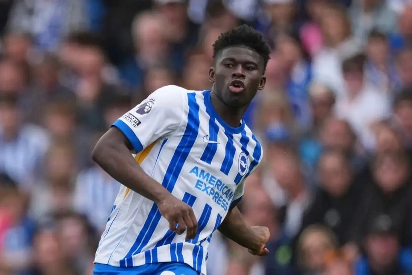 İngiltərə klubu 21 yaşlı futbolçusuna 120 milyon avro qiymət təyin edib