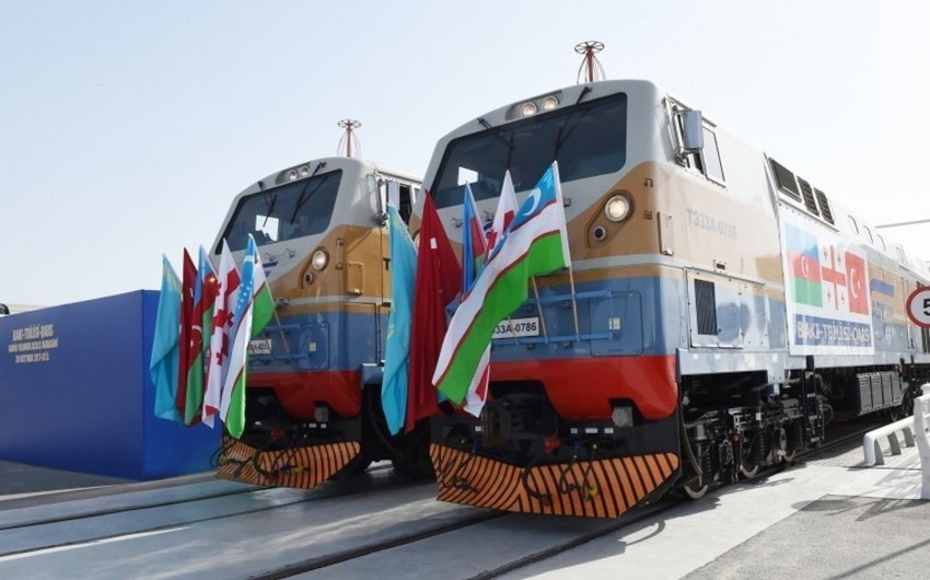 Maqnitoqorsk Metallurgiya Kombinatı BTQ dəmir yolu xətti ilə yükdaşımaları artırır