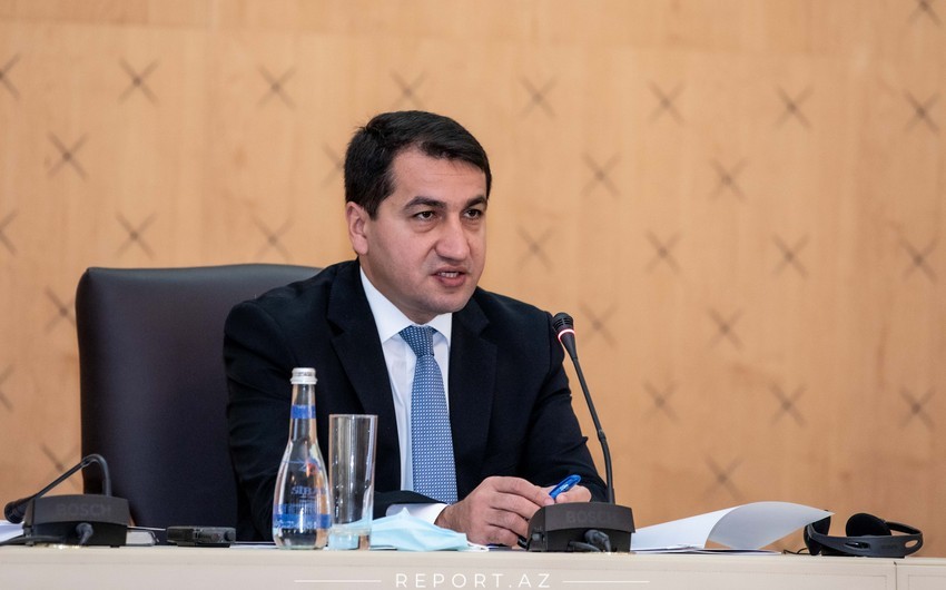 Hikmət Hacıyevdən Yeni il təbriki 