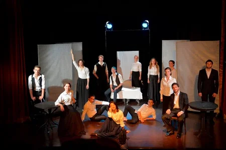 Gənc Tamaşaçılar Teatrının aktyorları IX Beynəlxalq Yay Teatr Məktəbindən qayıdıb