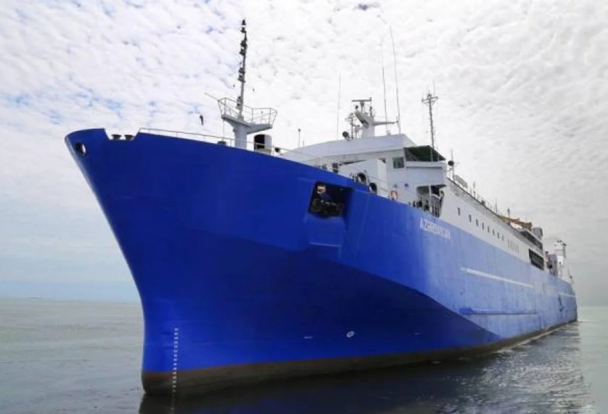ASCO ships transport nearly 8 million tons of cargo in 10 months