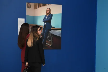 Heydər Əliyev Mərkəzində Çağırışın 17 siması adlı fotosərgi açılıb
