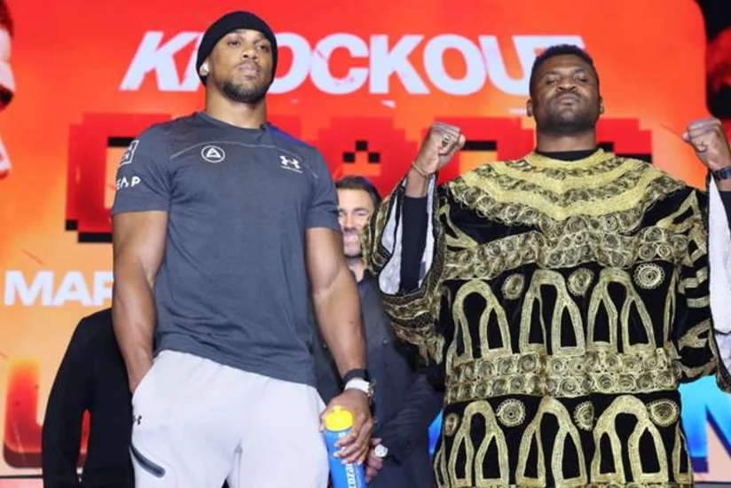 Британский боксер Джошуа победил экс-чемпиона UFC Фрэнсиса Нганну