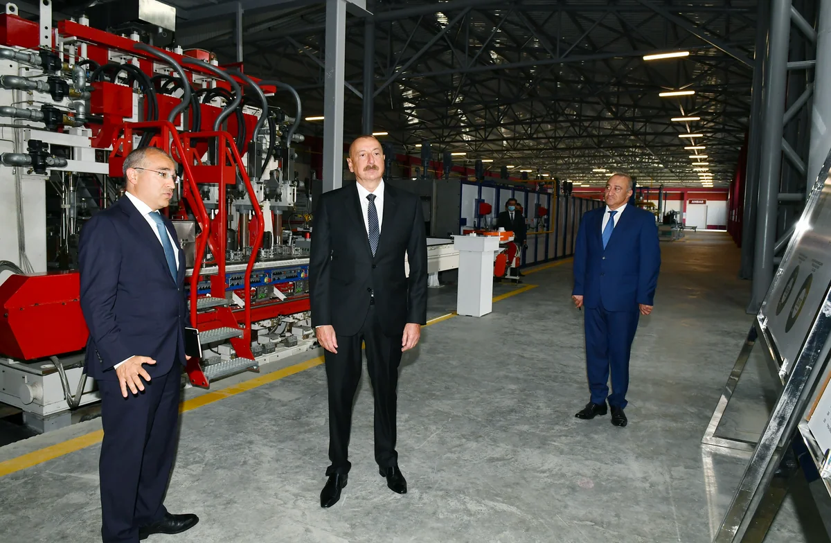 Prezident Sumqayıt Kimya Sənaye Parkında açılış və təməlqoyma mərasimlərində iştirak edib