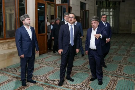 Komitə sədri din xadimlərini cəmiyyətdə vəhdət prinsiplərin qorunmasında fəallıq göstərməyə çağırıb