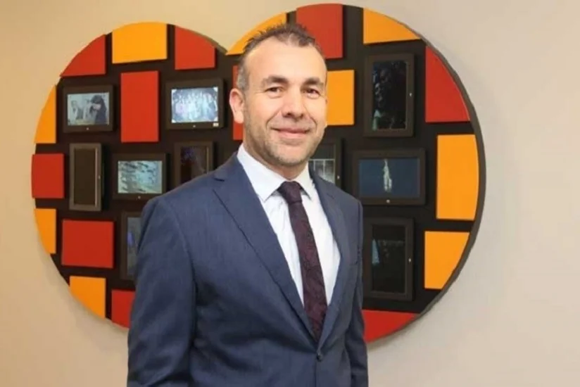 “MasterCard” rəsmisi: “Azərbaycanda hələ də bankomatdan pul çıxarıb marketdə ödəniş edənlər var”