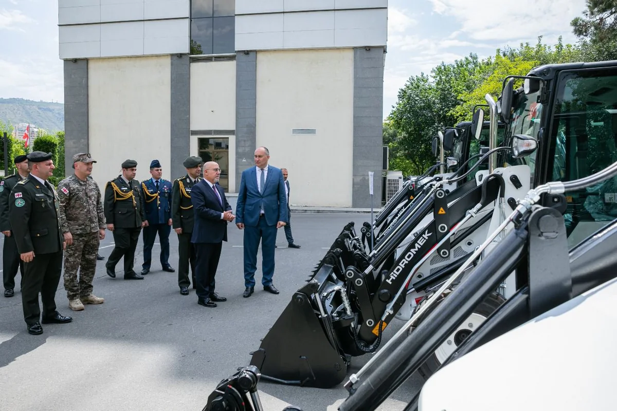Turkiye supplies Georgian army with logistic equipment