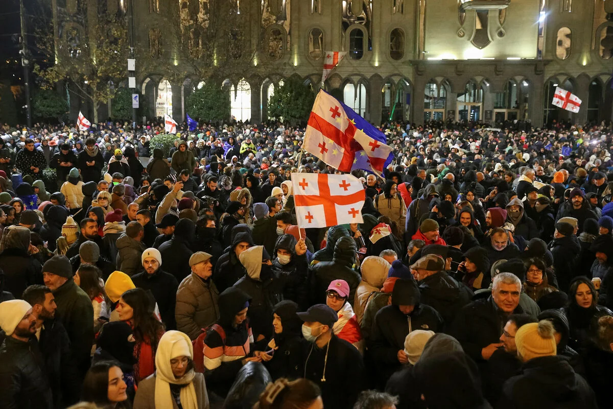 Тбилиси проинформировал Москву о задержании 15 граждан РФ на митингах