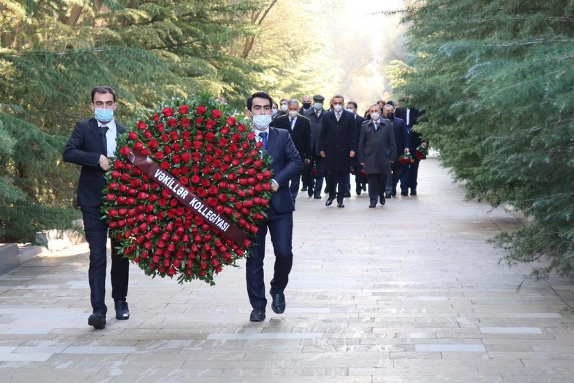 Azərbaycan vəkilləri peşə bayramı gününü qeyd edir