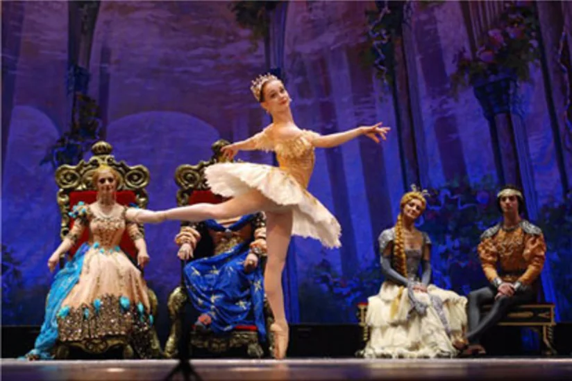 Belarus Teatrı Bakıya gəlir