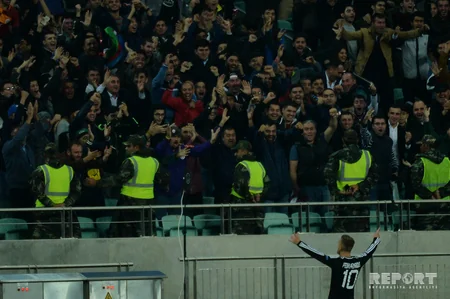 ÇL: Qarabağ  Roma qarşılaşması maraqlı anlarla yadda qalıb - FOTOREPORTAJ