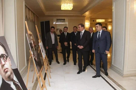 Gəncədə Əhməd Cavadın 130 illik yubileyi qeyd olunub