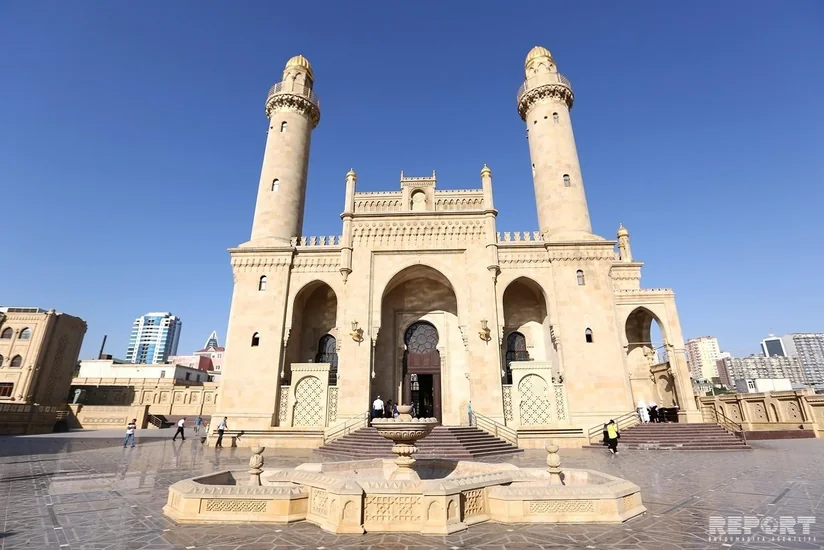 Din xadimləri dünya ictimaiyyətinə, dini liderlərə və beynəlxalq təşkilatlara müraciət ünvanlayıb