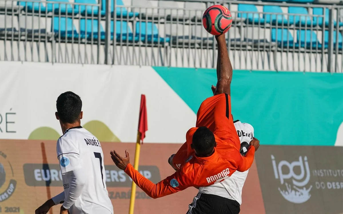 Baxımlı qol qadın hakimin səhvi ucbatından sayılmadı