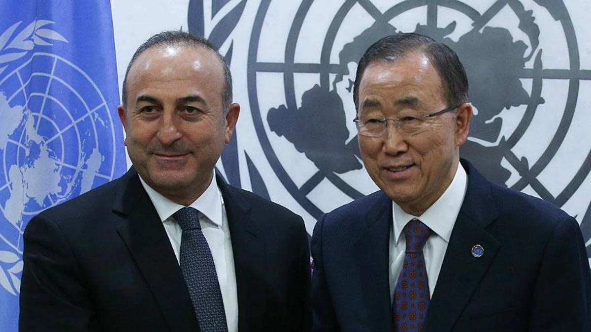 ​Mövlud Çavuşoğlu BMT baş katibini Türkiyədə dövlət çevrilişinə cəhdlə bağlı məlumatlandırıb