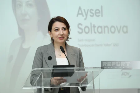 ADY və Mətbuat Şurası jurnalistləri mükafatlandırıb