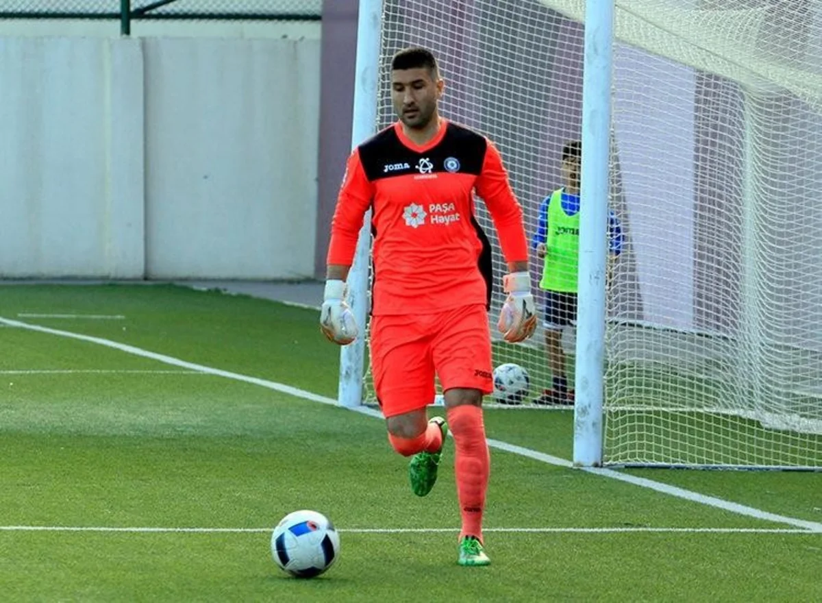 Azərbaycan millisinin sabiq futbolçusu karyerasını bərpa etməsinə aydınlıq gətirib