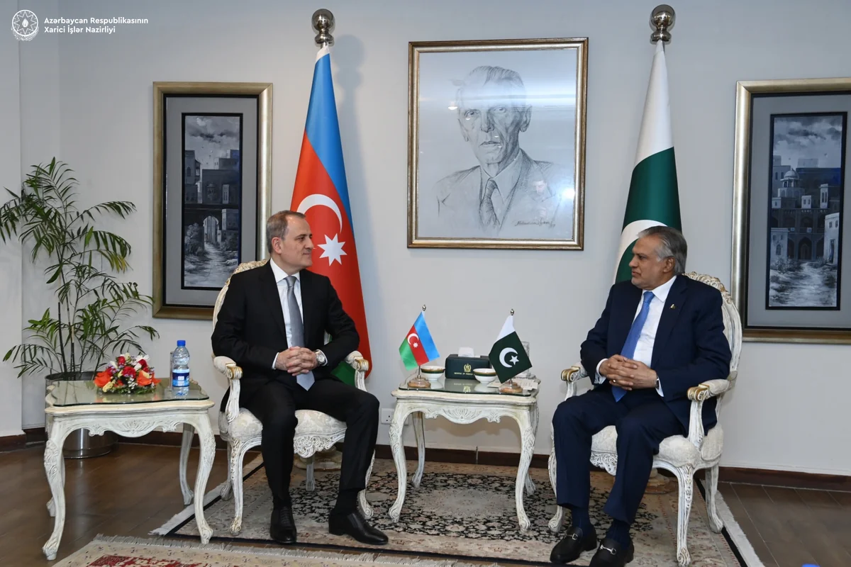 İslamabadda Azərbaycan və Pakistan XİN başçılarının görüşü olub - YENİLƏNİB-2