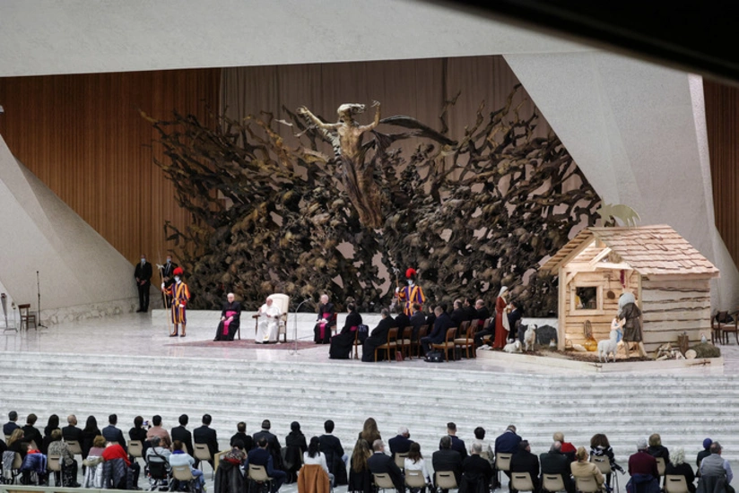 Цирковые артисты выступили перед Папой Римским