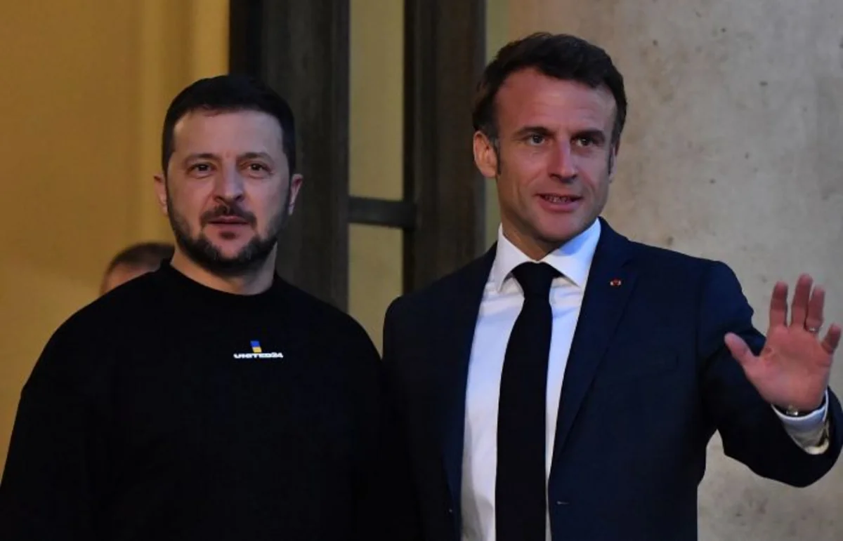 Zelenski Brüsseldə Makronla görüşüb