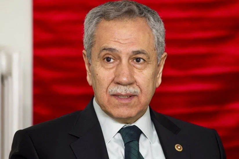 Bülǝnt Arınç: Türkiyə Misirdə demokratiya və xalq iradəsinin tǝrǝfdarıdır