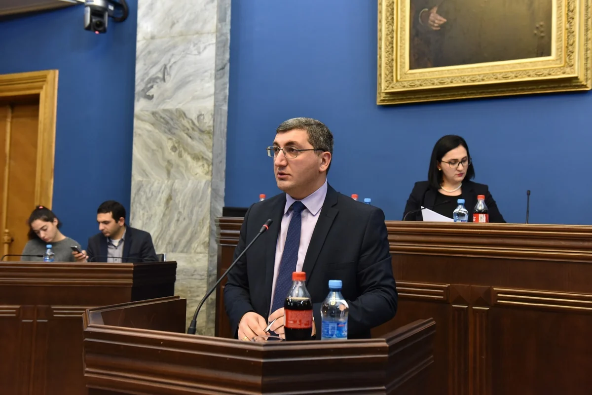 Gürcüstan hökuməti neft məhsullarına aksiz vergisini azaltmağı planlaşdırmır