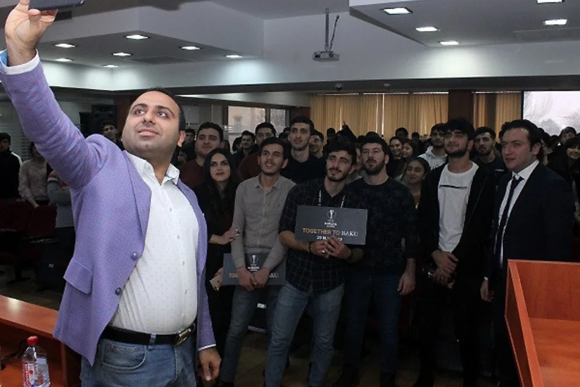 Avropa Liqasının final oyunu ilə əlaqədar daha bir universitetdə tələbələrlə görüş keçirilib