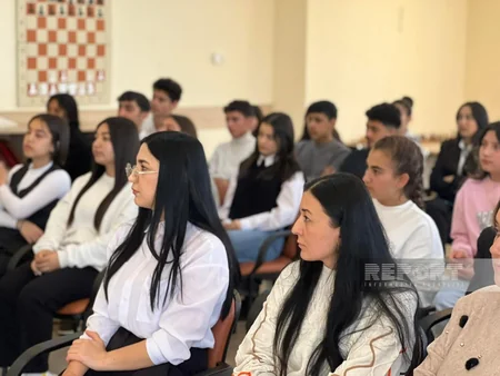 Gürcüstanda təhsil alan gənclər ADA Universitetinin fəaliyyəti barədə məlumatlandırılıb