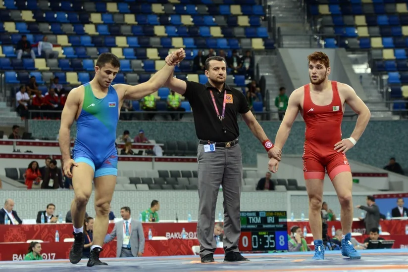 Azərbaycanın daha bir güləşçisi Avropa çempionatının finalına yüksəldi - YENİLƏNİB