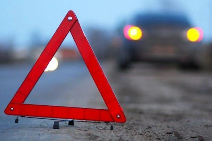 Sanitary vehicle collides with truck in Armenia, 3 hurt